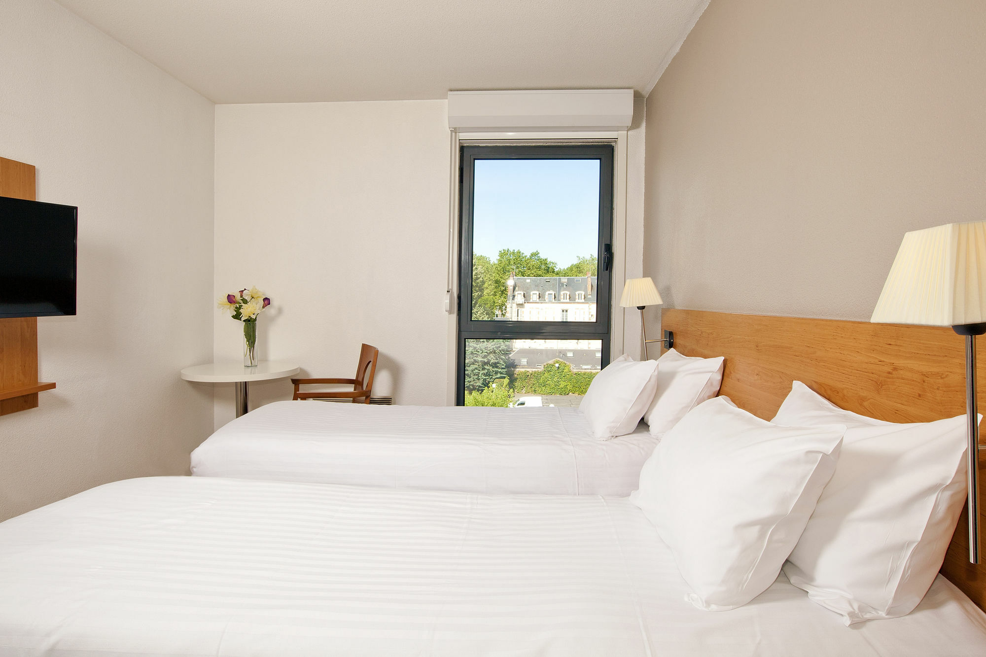 Sejours & Affaires Orleans Jeanne D'Arc Aparthotel Εξωτερικό φωτογραφία